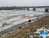 Przyszła odwilż. Służby monitorują sytuację na Bugu (FOTO) - Wydarzenia - zdjęcie 11