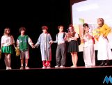 Chłopaki nie(ch) płaczą. Nowy spektakl Teatru "Farsa" (FOTO)" - Wydarzenia - zdjęcie 18
