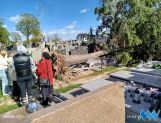 Silnie wieje. Duże zniszczenia na cmentarzu parafialnym (FOTO) - Wydarzenia - zdjęcie 10