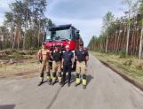 Wyszkowscy strażacy biorą udział w gaszeniu pożaru lasów na Lubelszczyźnie (FOTO) [AKTUALIZACJA] - Wydarzenia - zdjęcie 13