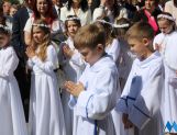 Pierwsza Komunia Święta w parafii św. Idziego (FOTO) - Wydarzenia - zdjęcie 23