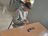 Pierwszy Gminny Konkurs o tytuł „Mistrza Speedcubingu” (FOTO) - Wydarzenia - zdjęcie 10