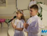 Pierwsza Komunia Święta w parafii św. Wojciecha (FOTO) - Wydarzenia - zdjęcie 11