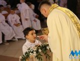 Pierwsza Komunia Święta w parafii św. Wojciecha (FOTO) - Wydarzenia - zdjęcie 24