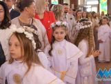 Pierwsza Komunia Święta w parafii św. Wojciecha (FOTO) - Wydarzenia - zdjęcie 30
