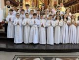 Pierwsza Komunia w parafii św. Rodziny (FOTO) - Od czytelników - zdjęcie 20